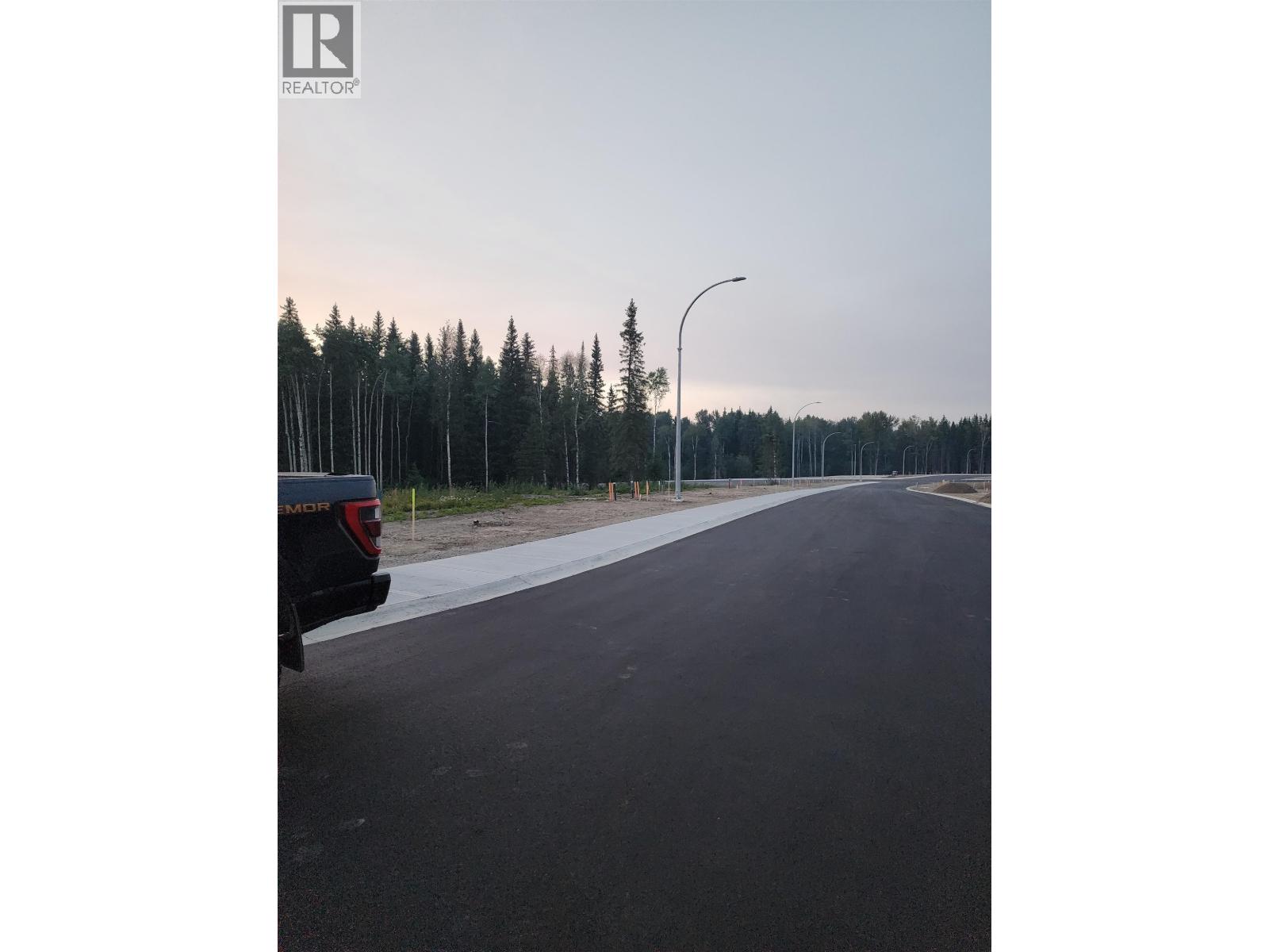 4953 Headlands Heights, Prince George, British Columbia  V2N 5L1 - Photo 2 - R3054794