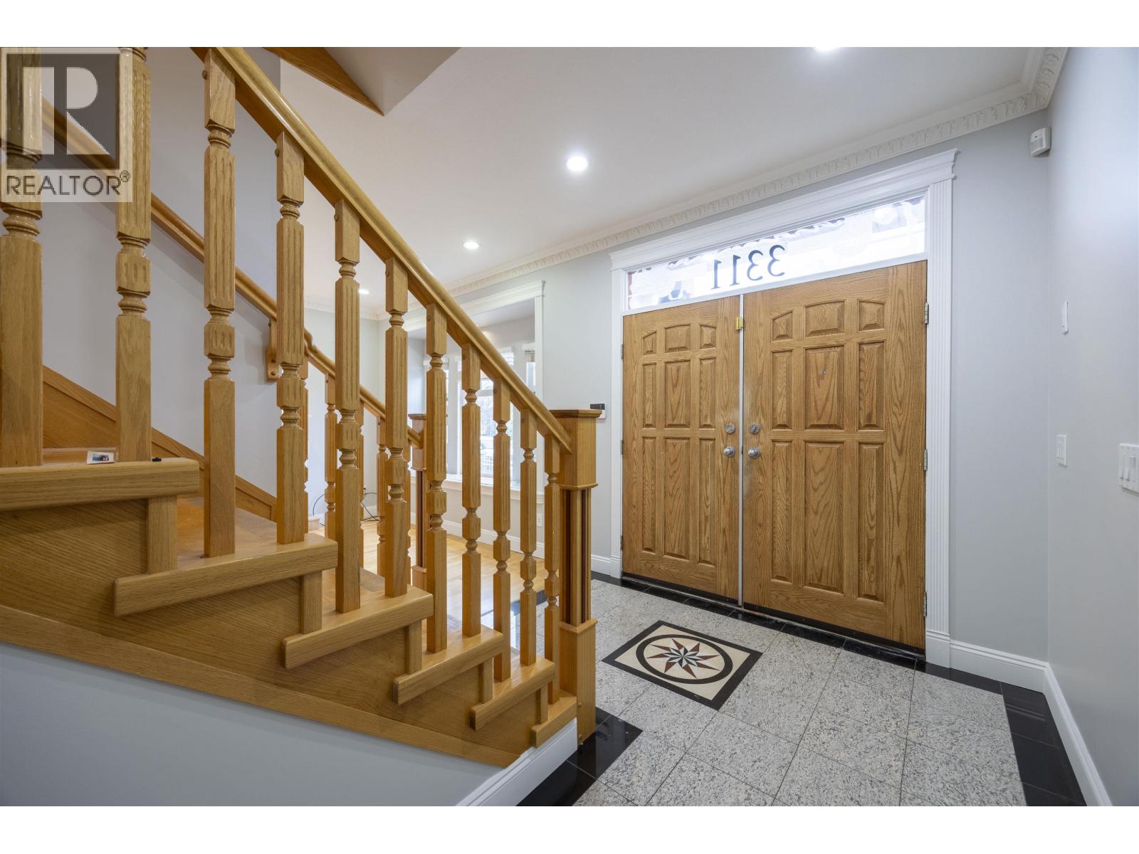 3311 E 44th Avenue, Vancouver, British Columbia  V5R 3B3 - Photo 3 - R3053522