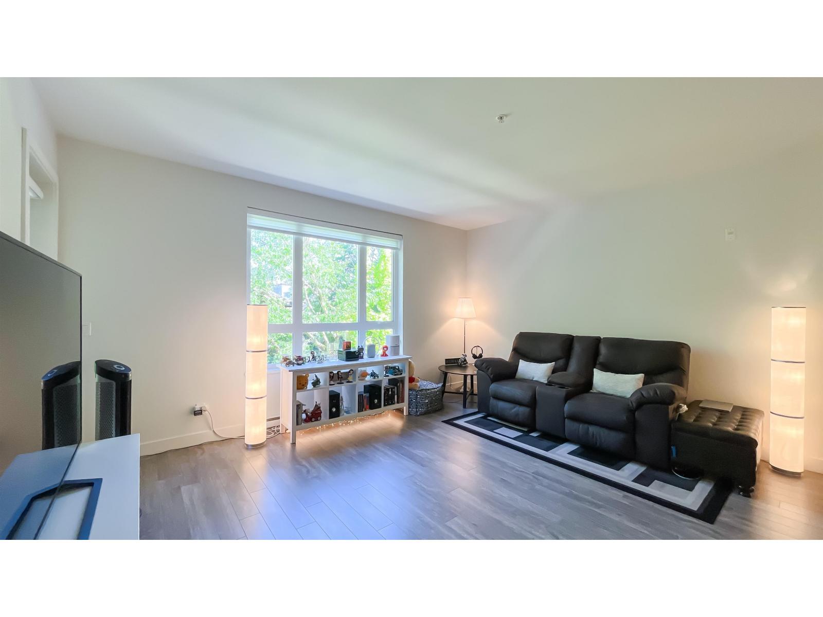 212 13919 Fraser Highway, Surrey, British Columbia  V3T 4E6 - Photo 6 - R2997651