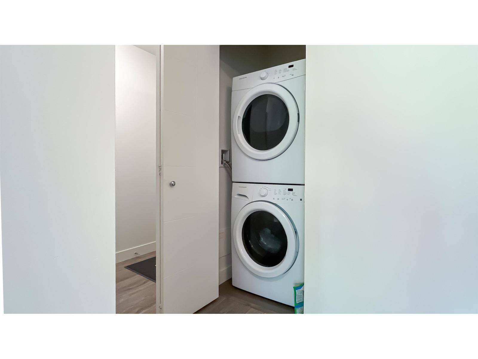 212 13919 Fraser Highway, Surrey, British Columbia  V3T 4E6 - Photo 24 - R2997651