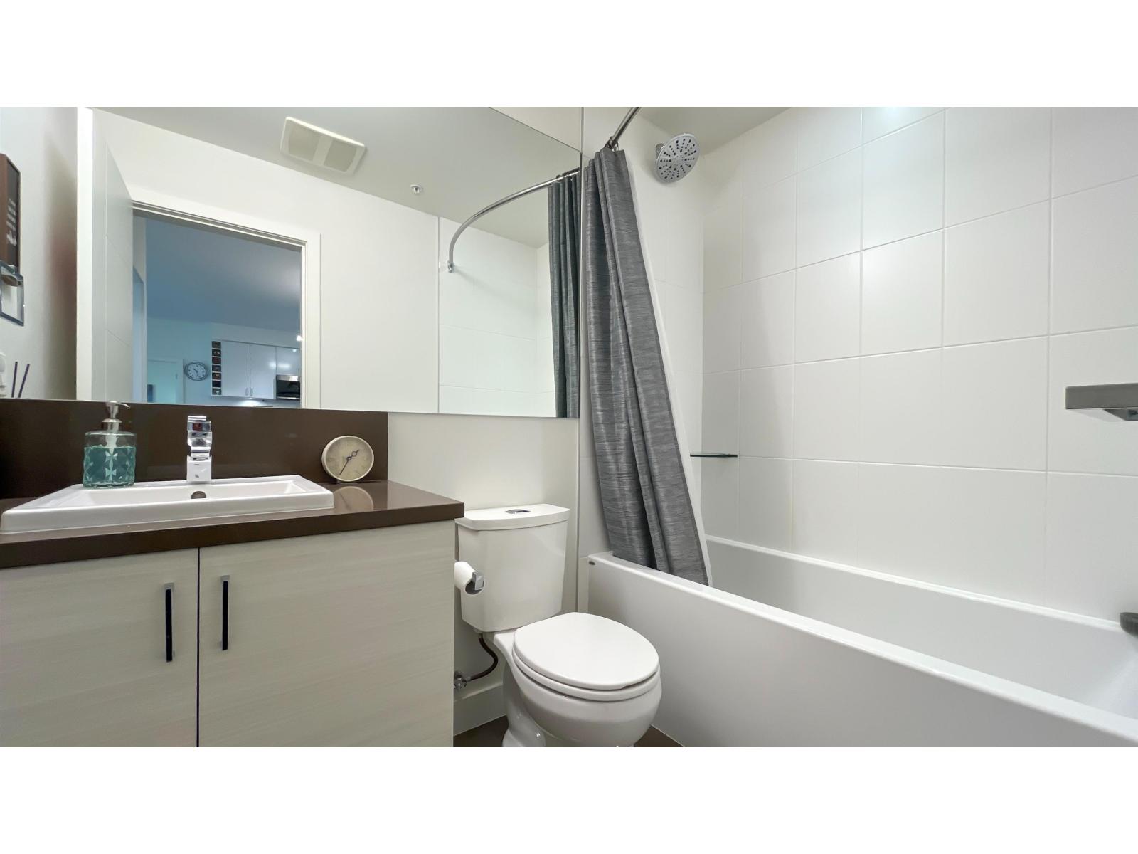 212 13919 Fraser Highway, Surrey, British Columbia  V3T 4E6 - Photo 23 - R2997651