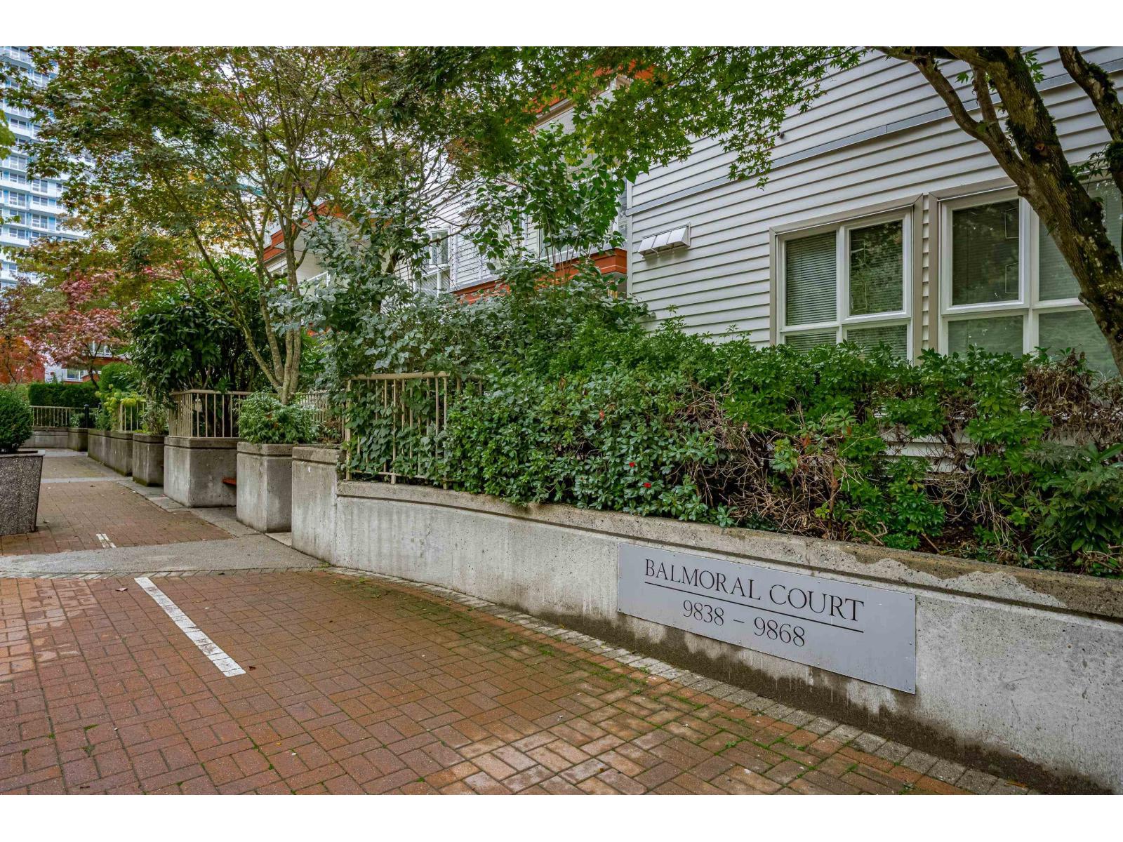 D102 9838 Whalley Boulevard, Surrey, British Columbia  V3T 5S8 - Photo 3 - R3055005