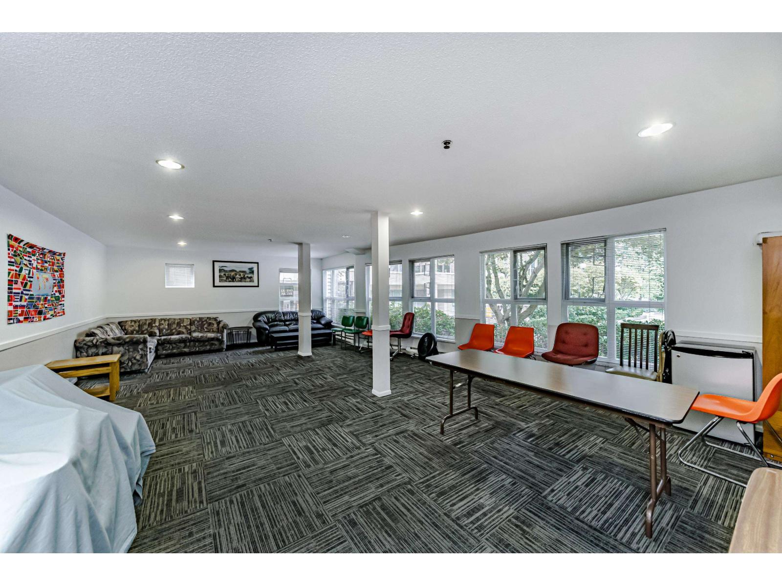 D102 9838 Whalley Boulevard, Surrey, British Columbia  V3T 5S8 - Photo 33 - R3055005