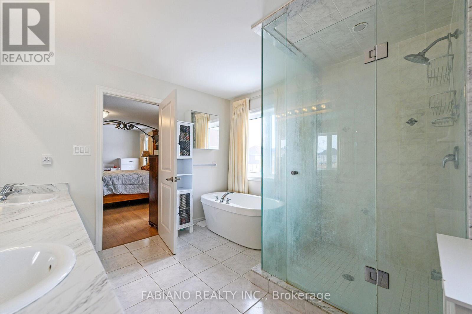 55 Elphick Street, Essa, Ontario  L0M 1B6 - Photo 11 - N12448491