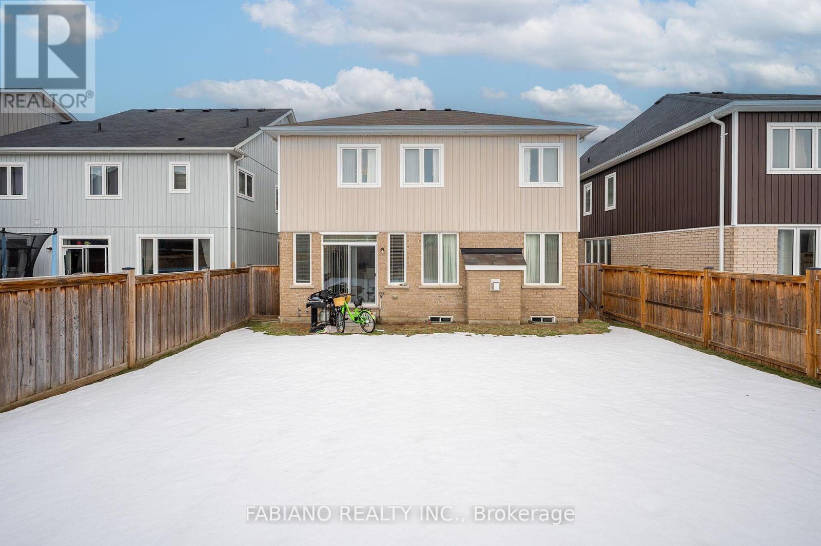 55 Elphick Street, Essa, Ontario  L0M 1B6 - Photo 4 - N12448491
