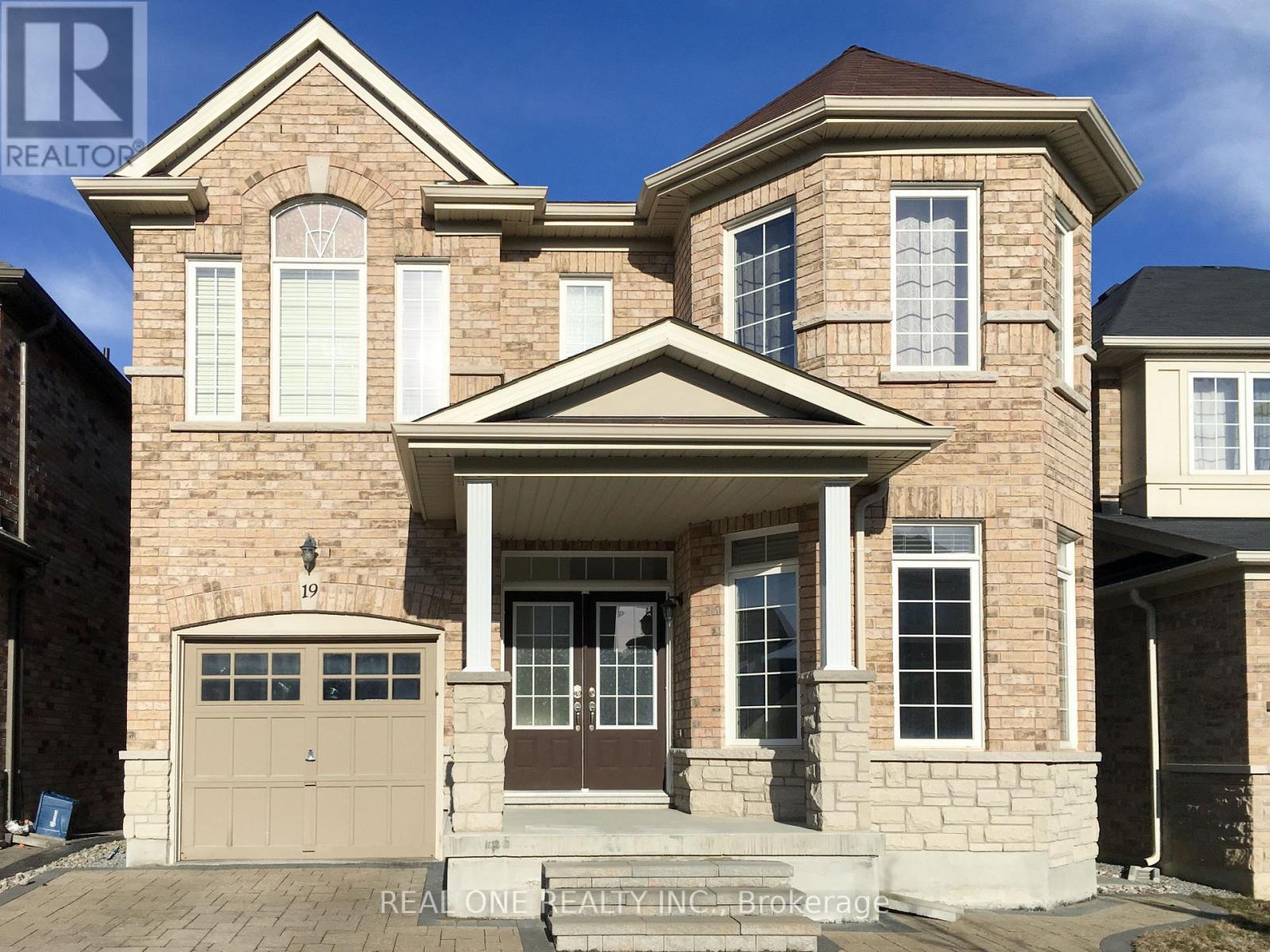 19 FRED MCLAREN BOULEVARD, Markham, Ontario