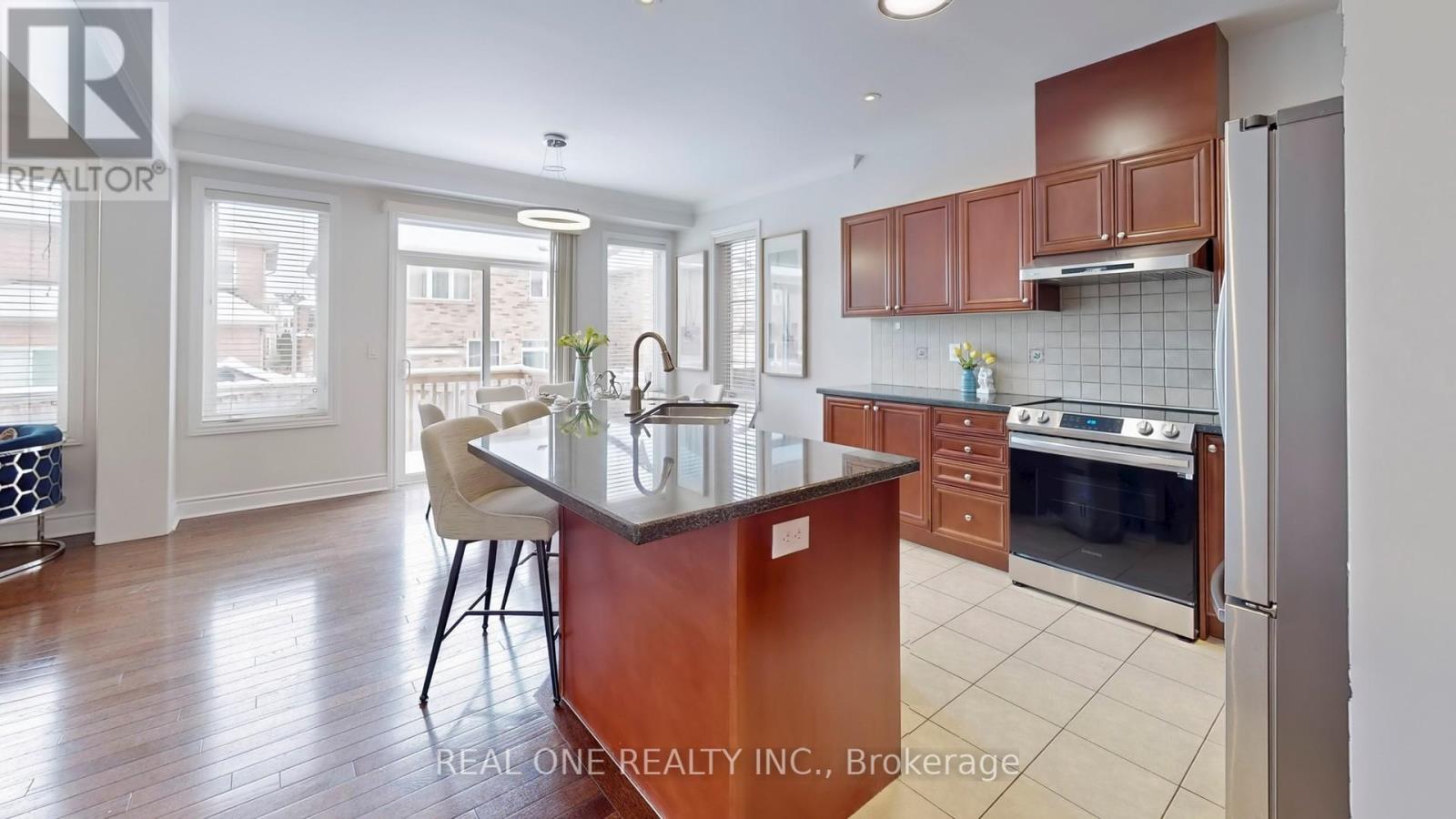 19 Fred Mclaren Boulevard, Markham, Ontario  L6E 0L3 - Photo 13 - N12448507
