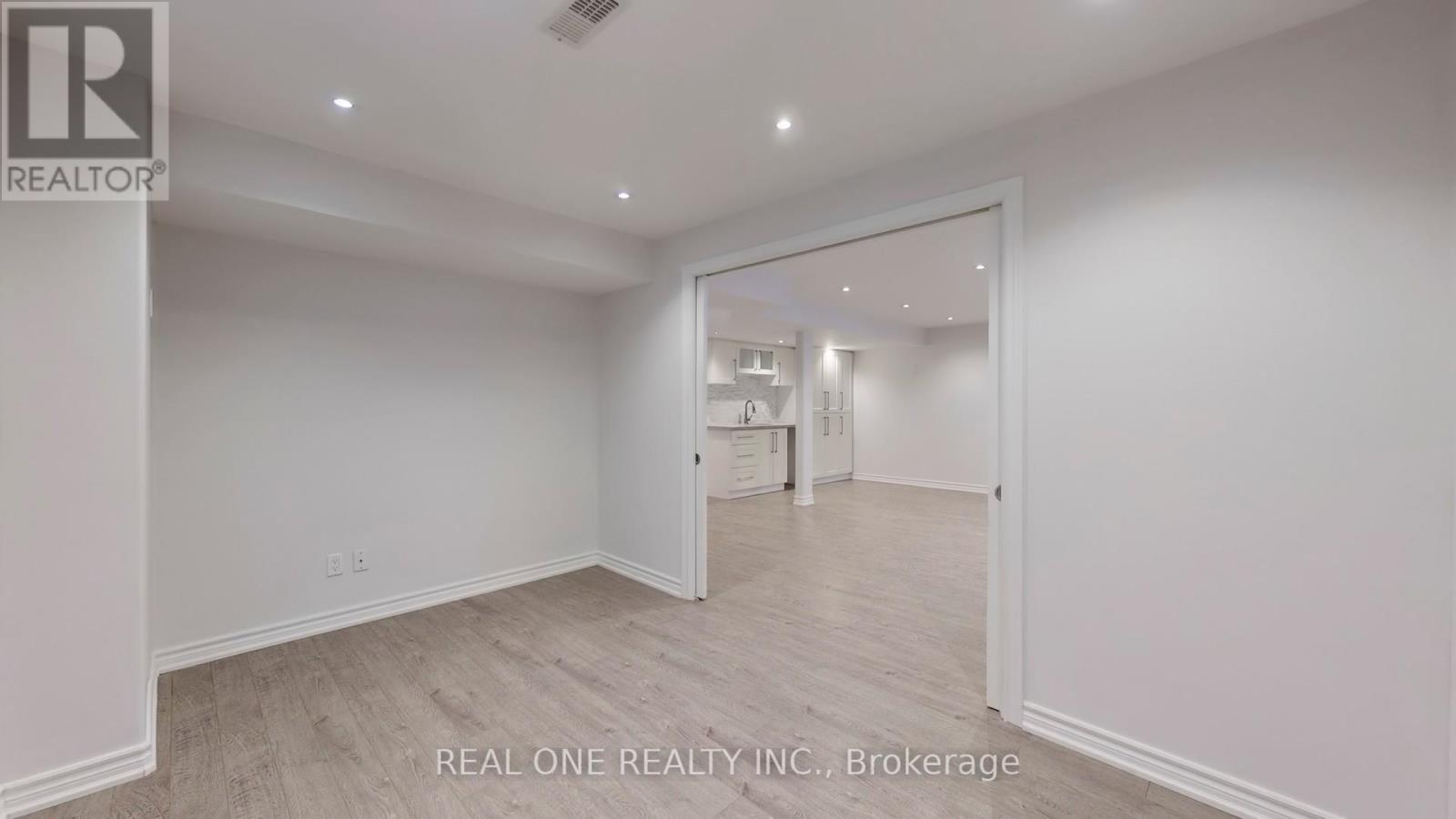 19 Fred Mclaren Boulevard, Markham, Ontario  L6E 0L3 - Photo 46 - N12448507