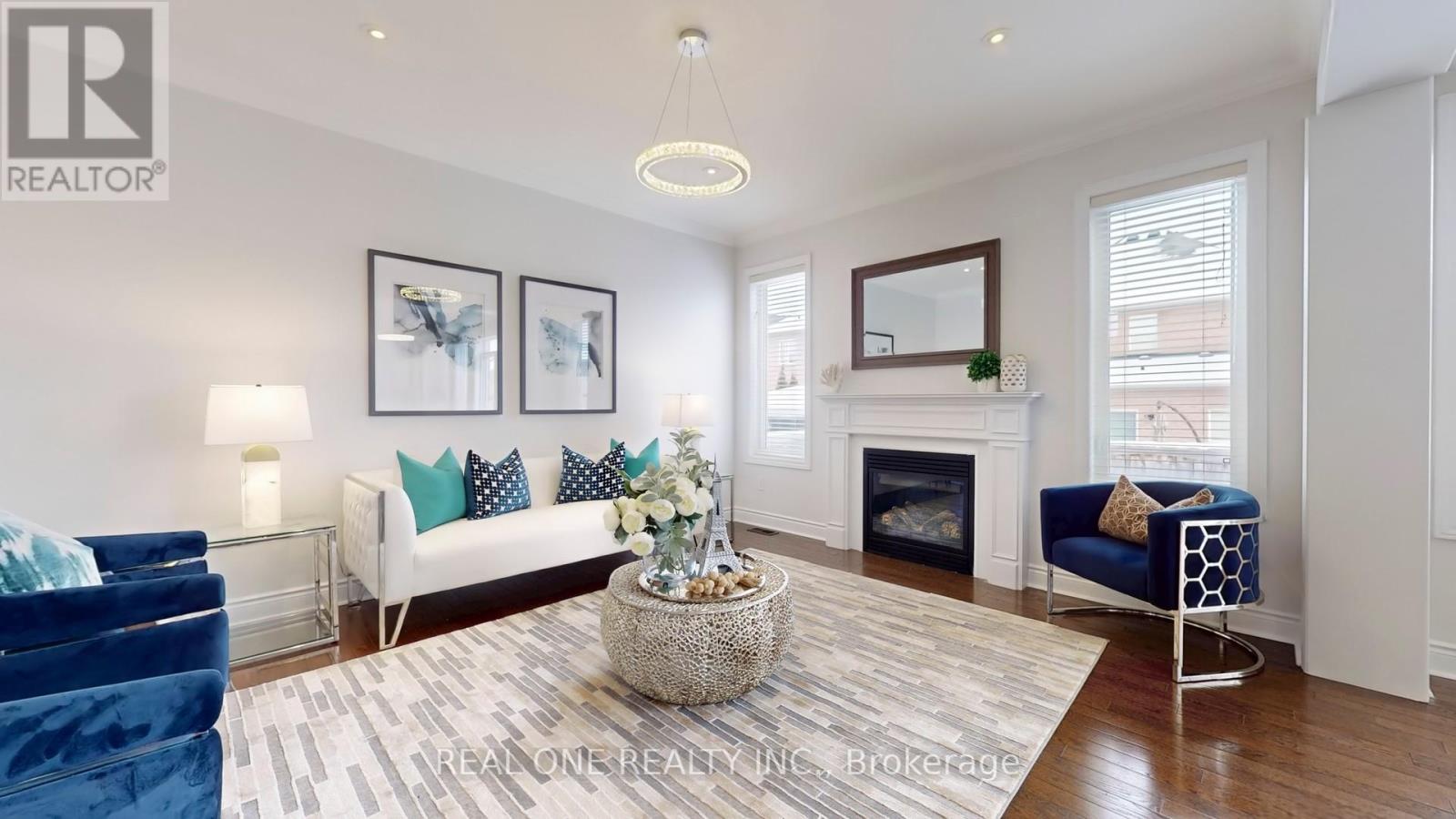 19 Fred Mclaren Boulevard, Markham, Ontario  L6E 0L3 - Photo 8 - N12448507