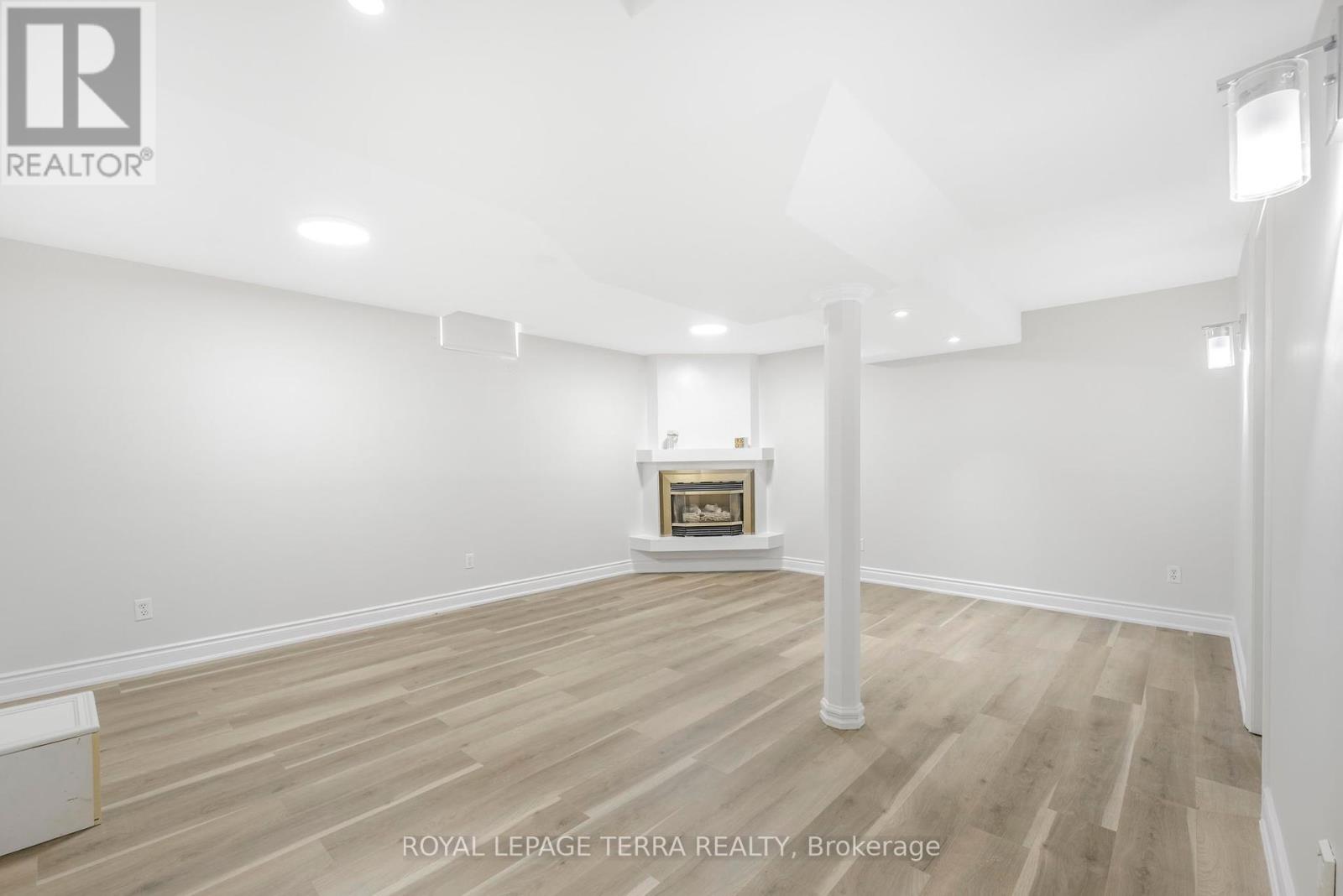 67 Livingstone Street W, Barrie, Ontario  L4N 7J2 - Photo 29 - S12448509