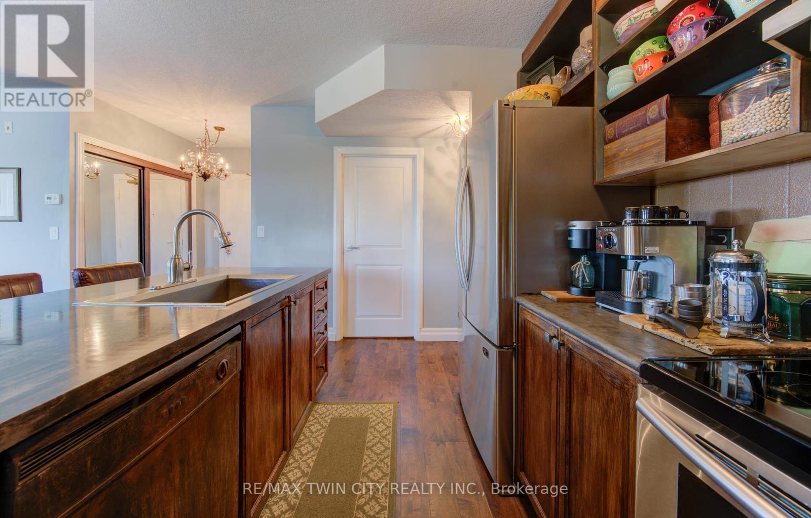 402 - 345 Briarmeadow Drive, Kitchener, Ontario  N2A 4J6 - Photo 14 - X12448487