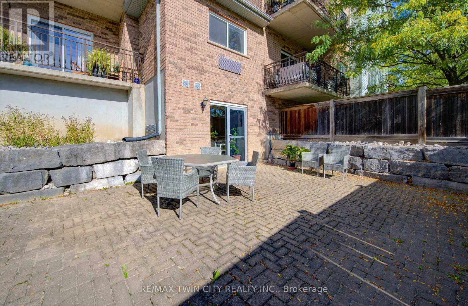 402 - 345 Briarmeadow Drive, Kitchener, Ontario  N2A 4J6 - Photo 46 - X12448487