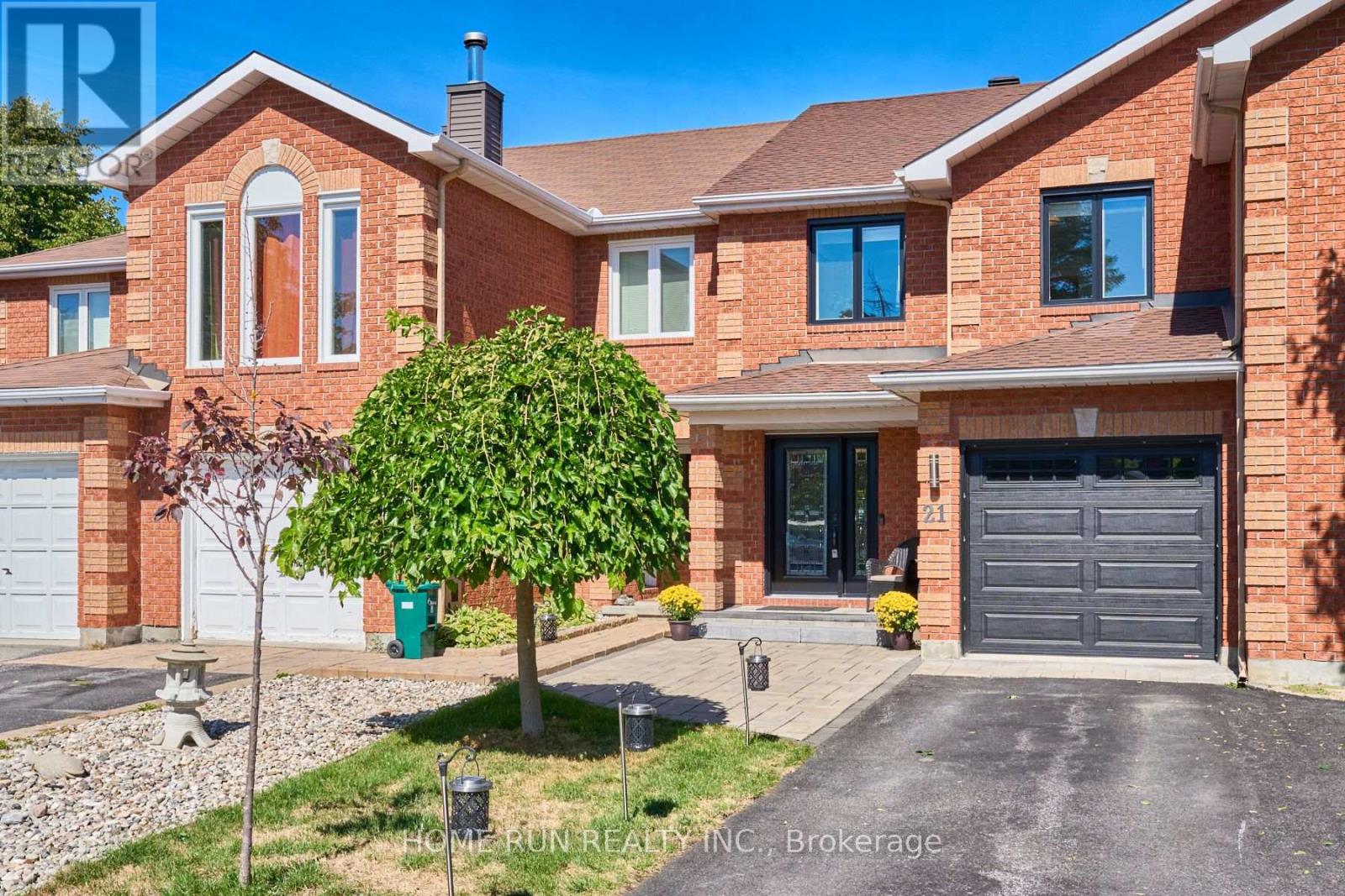 21 LONGBOAT COURT, Ottawa, Ontario