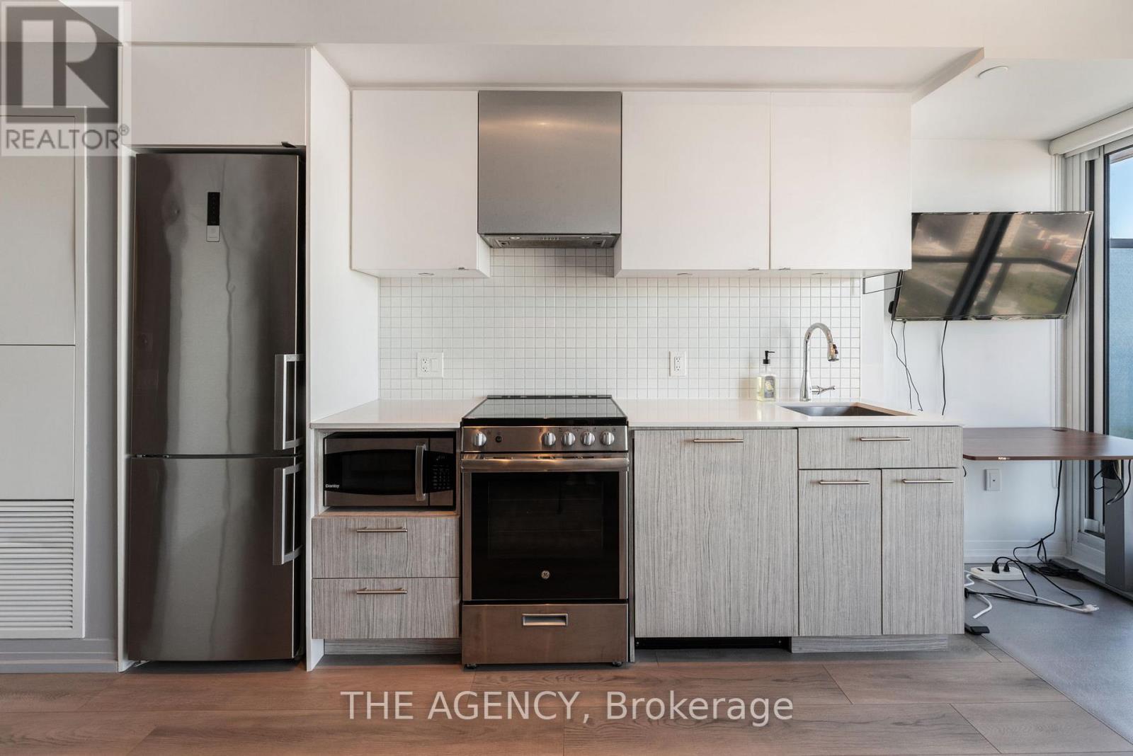 4807 - 251 Jarvis Street, Toronto, Ontario  M5B 2C2 - Photo 11 - C12448510
