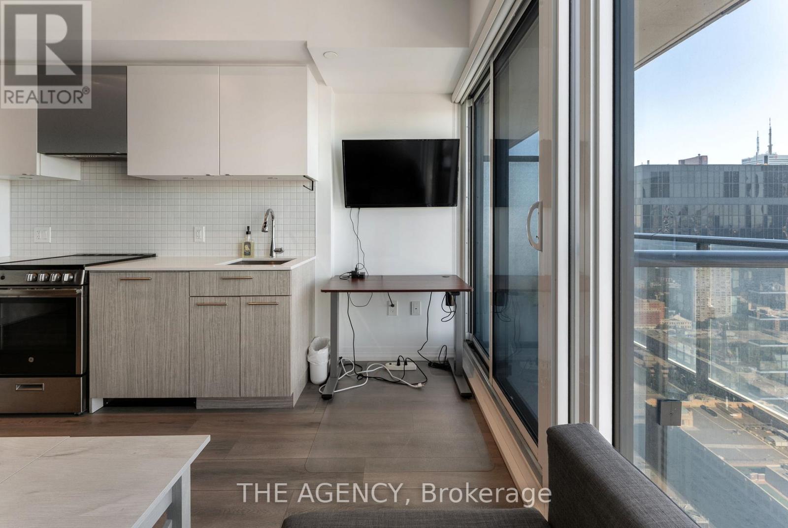 4807 - 251 Jarvis Street, Toronto, Ontario  M5B 2C2 - Photo 16 - C12448510