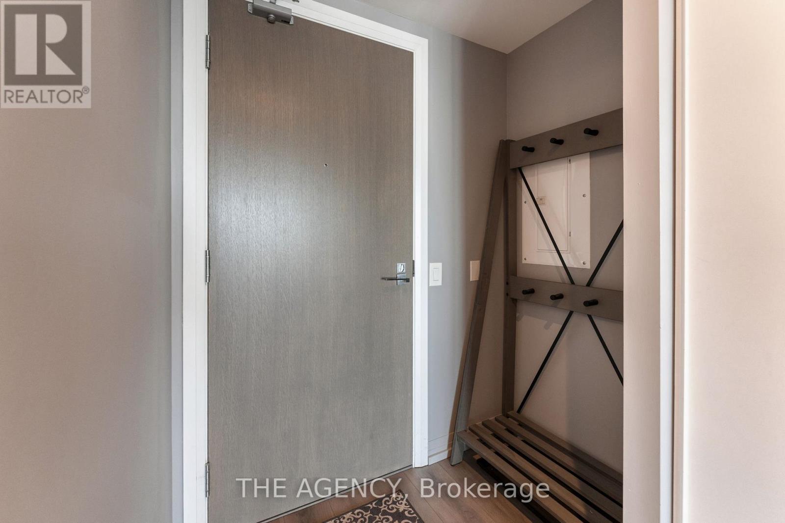 4807 - 251 Jarvis Street, Toronto, Ontario  M5B 2C2 - Photo 3 - C12448510