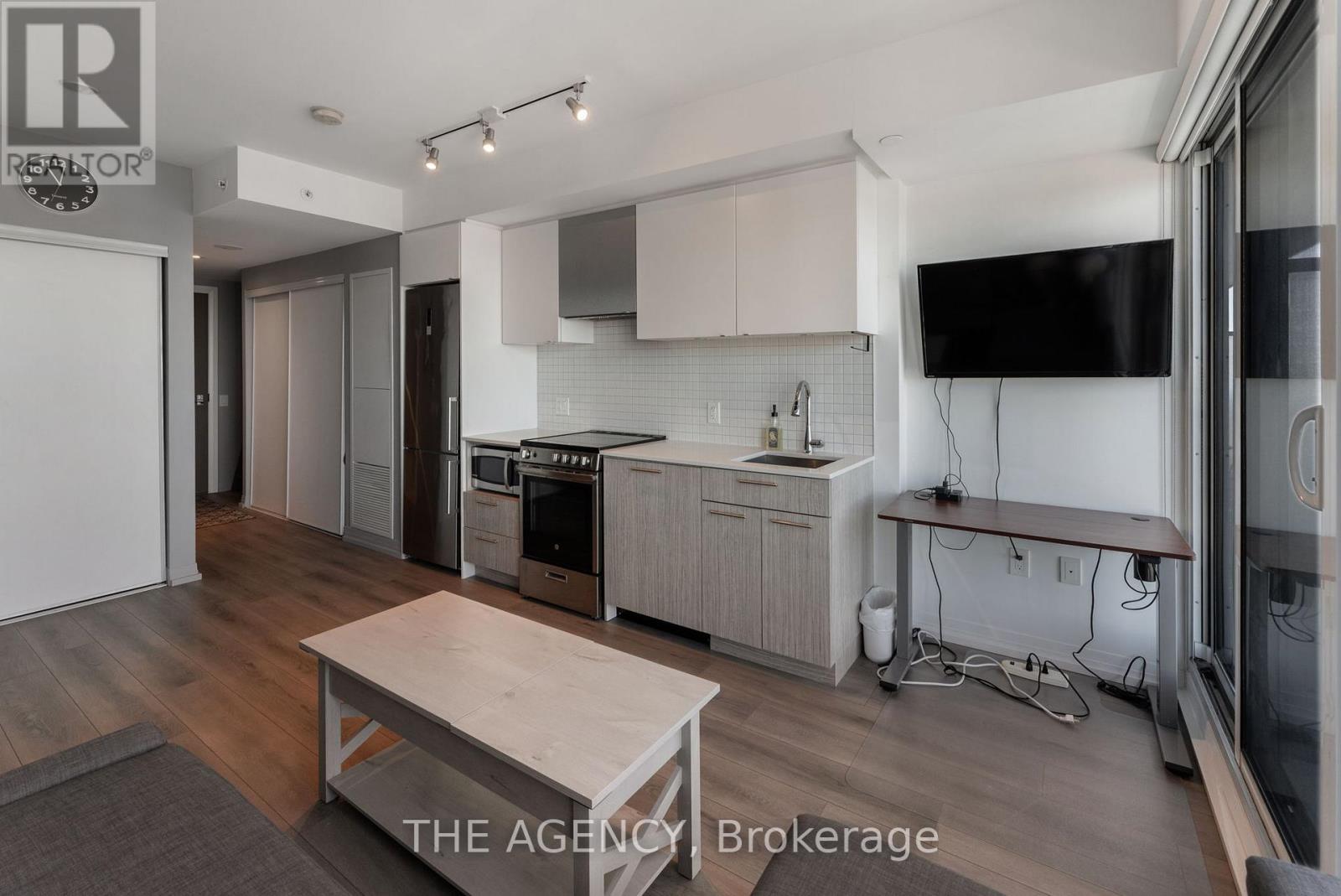 4807 - 251 Jarvis Street, Toronto, Ontario  M5B 2C2 - Photo 9 - C12448510