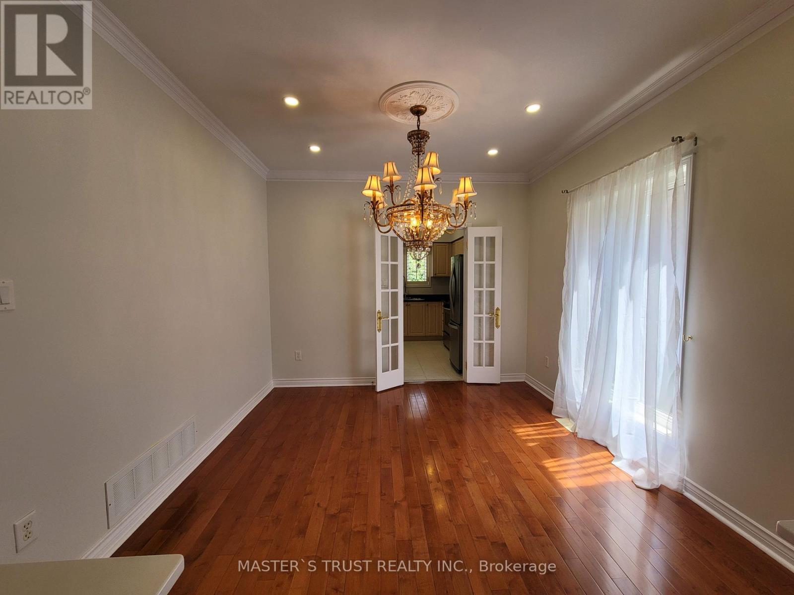 623 Carlton Road, Markham, Ontario  L3P 7R6 - Photo 11 - N12448514