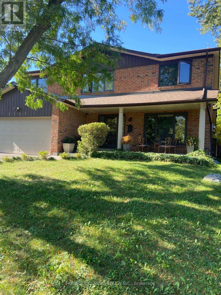 4142 Fieldgate Dr W Drive E, Mississauga, Ontario  L4W 2C5 - Photo 2 - W12448511