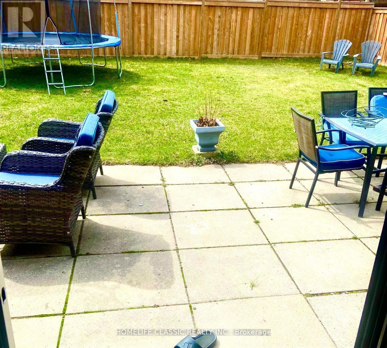 4142 Fieldgate Dr W Drive E, Mississauga, Ontario  L4W 2C5 - Photo 31 - W12448511