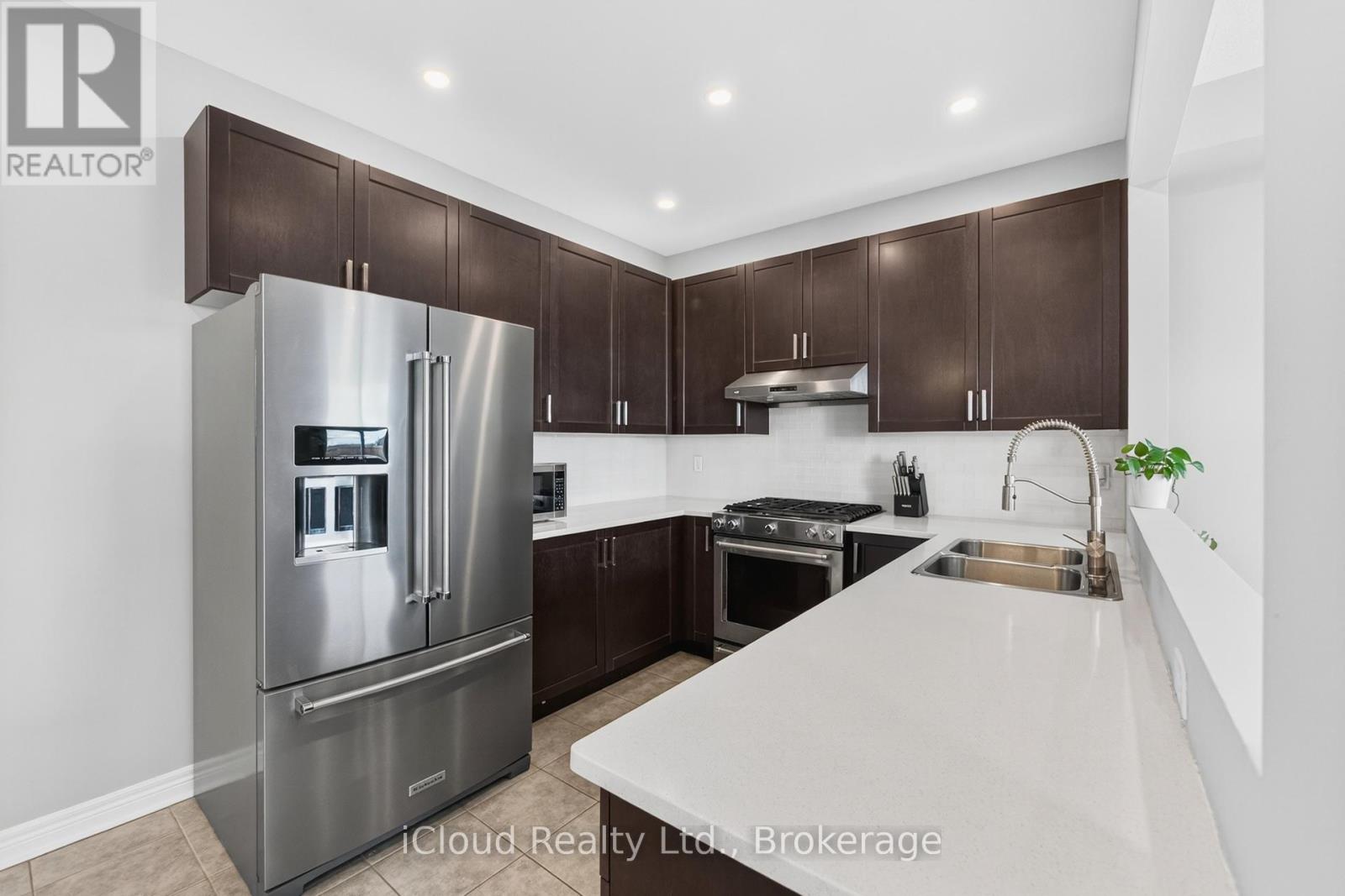 617 Mockridge Terrace, Milton, Ontario  L9T 7V2 - Photo 15 - W12448517