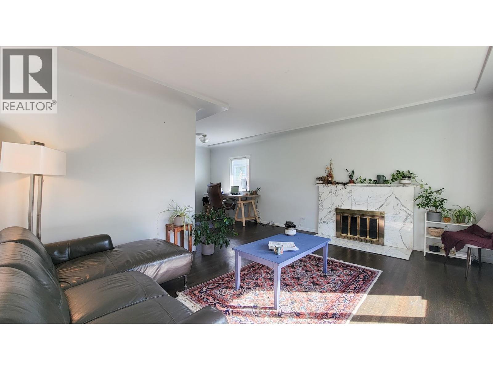 442 W 23rd Street, North Vancouver, British Columbia  V7M 2B7 - Photo 4 - R3047126
