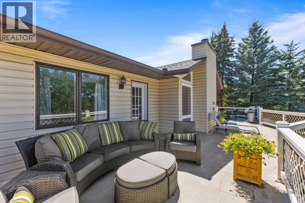 2 Riverside Place, Cochrane, Alberta  T4C 1J6 - Photo 18 - A2255683