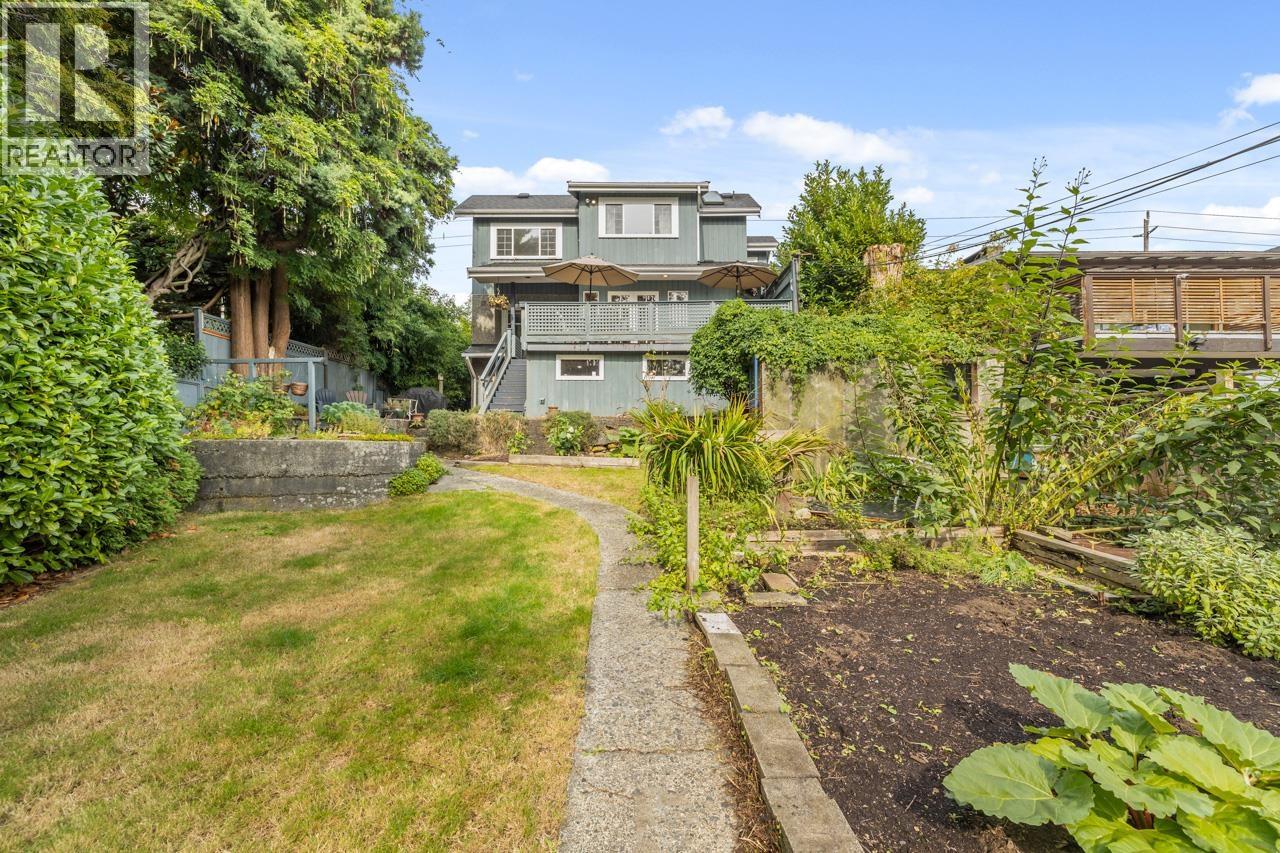 723 E 4th Street, North Vancouver, British Columbia  V7L 1K1 - Photo 40 - R3055995