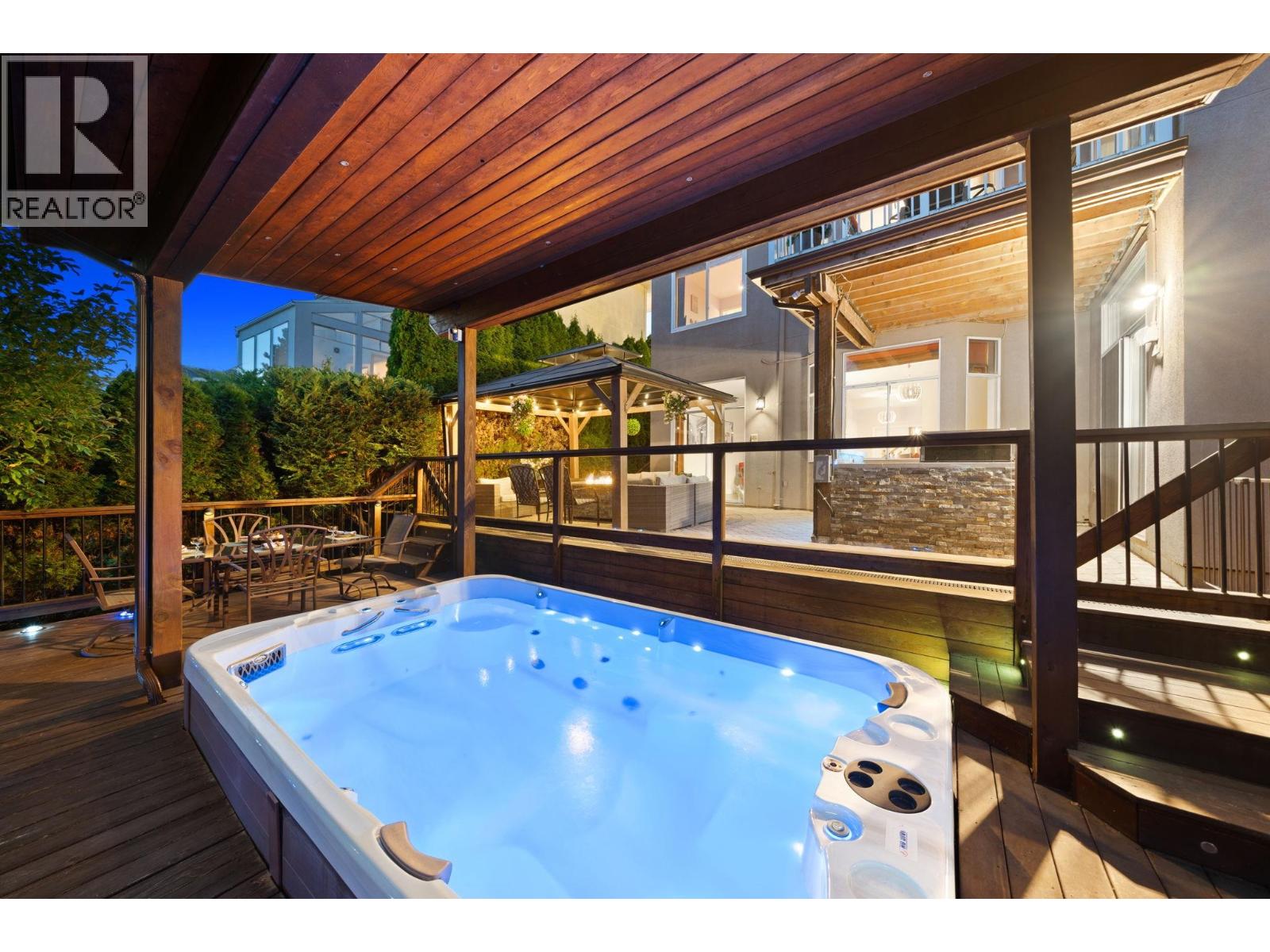 2258 Sorrento Drive, Coquitlam, British Columbia  V3K 6P4 - Photo 34 - R3055993