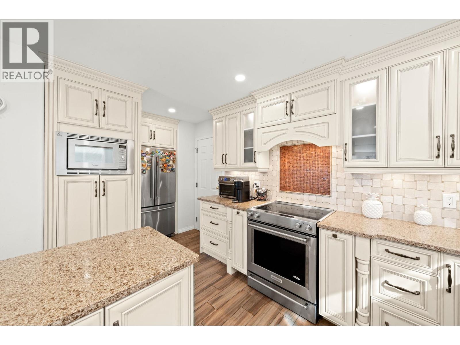 2258 Sorrento Drive, Coquitlam, British Columbia  V3K 6P4 - Photo 15 - R3055993