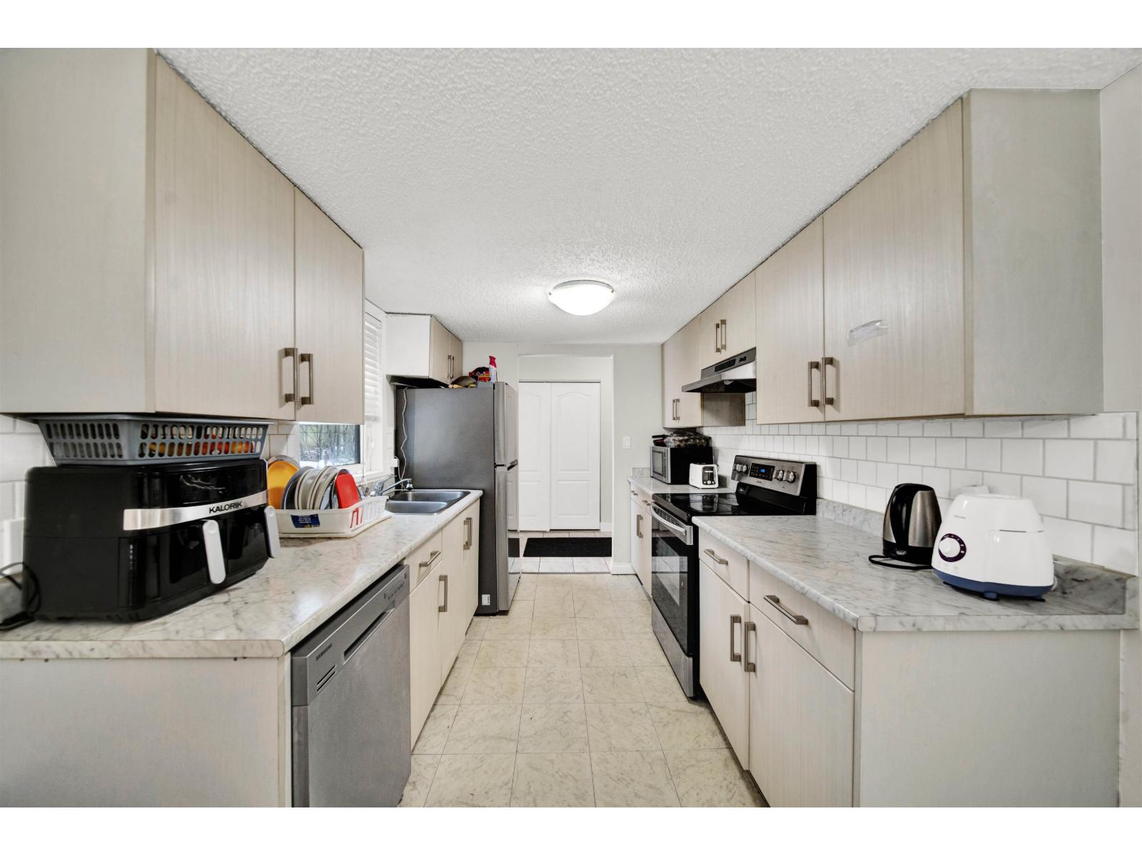 104 13275 70b Avenue, Surrey, British Columbia  V3W 7Z2 - Photo 4 - R3055310