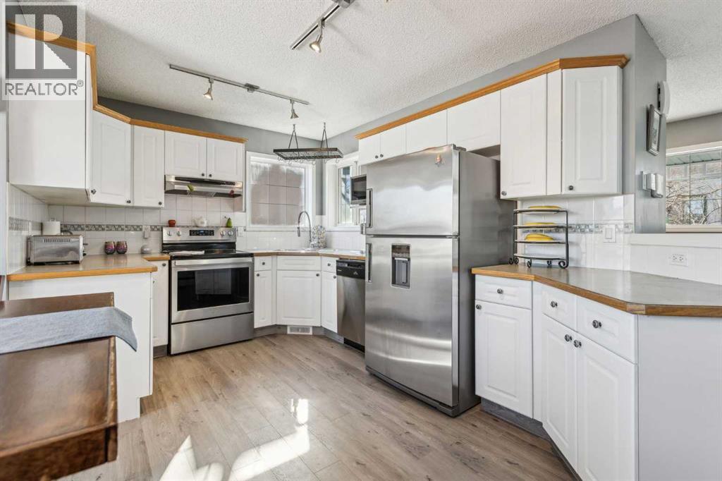 30 Martha's Haven Manor Ne, Calgary, Alberta  T3J 3X8 - Photo 9 - A2253352
