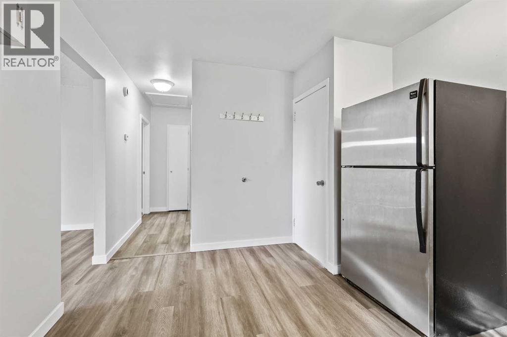 1816 42 Street Se, Calgary, Alberta  T2B 1E9 - Photo 12 - A2261966