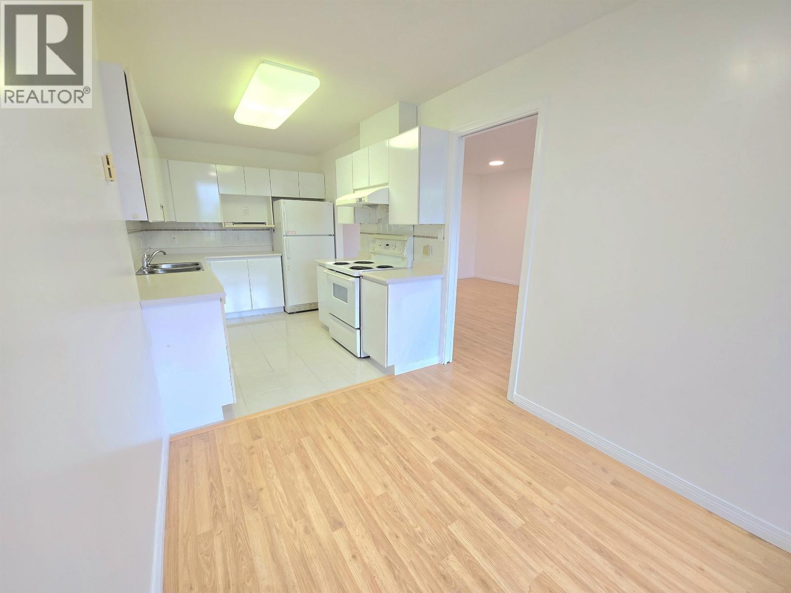 401 5899 Wilson Avenue, Burnaby, British Columbia  V5H 4R9 - Photo 6 - R3055653