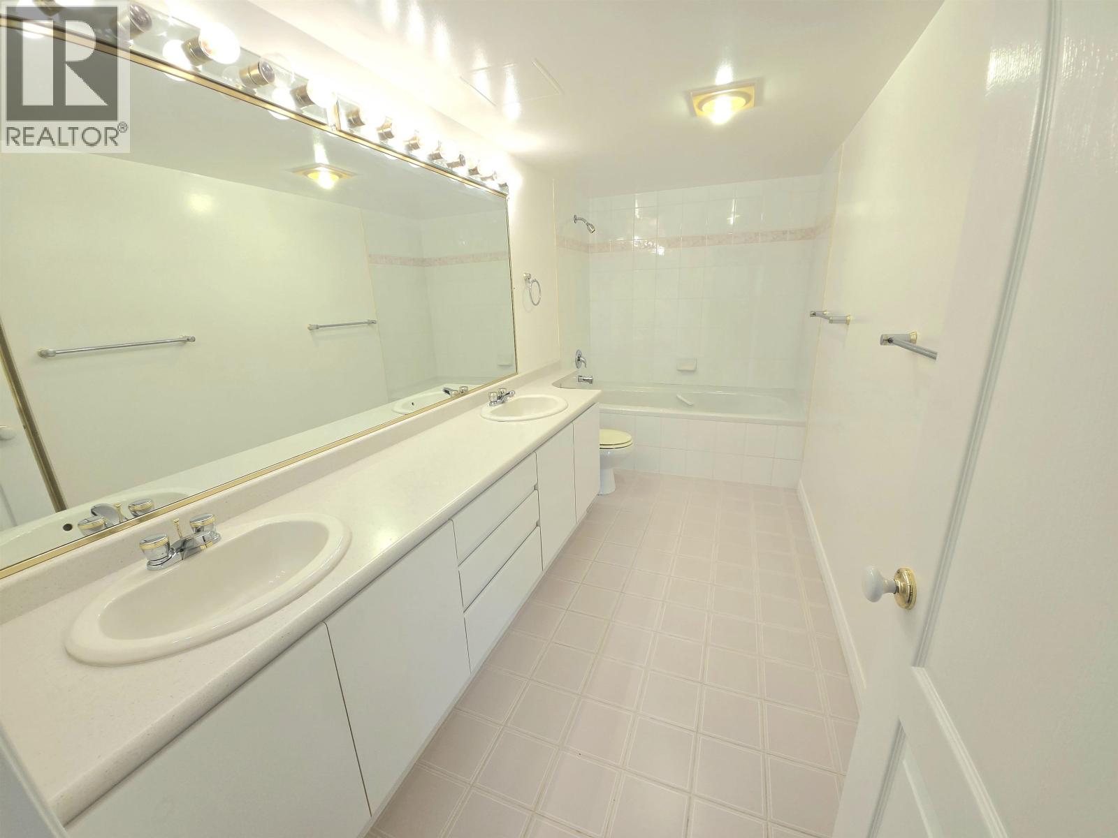 401 5899 Wilson Avenue, Burnaby, British Columbia  V5H 4R9 - Photo 14 - R3055653