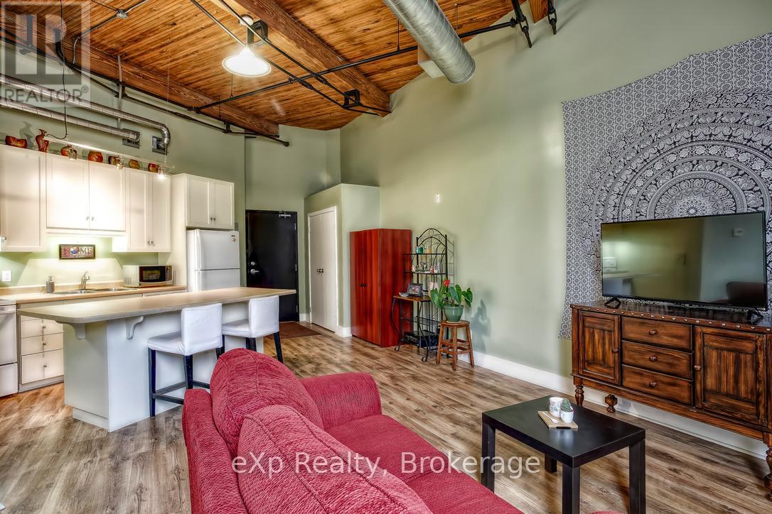 111 - 26 Ontario Street, Guelph, Ontario  N1E 7K1 - Photo 6 - X12448563