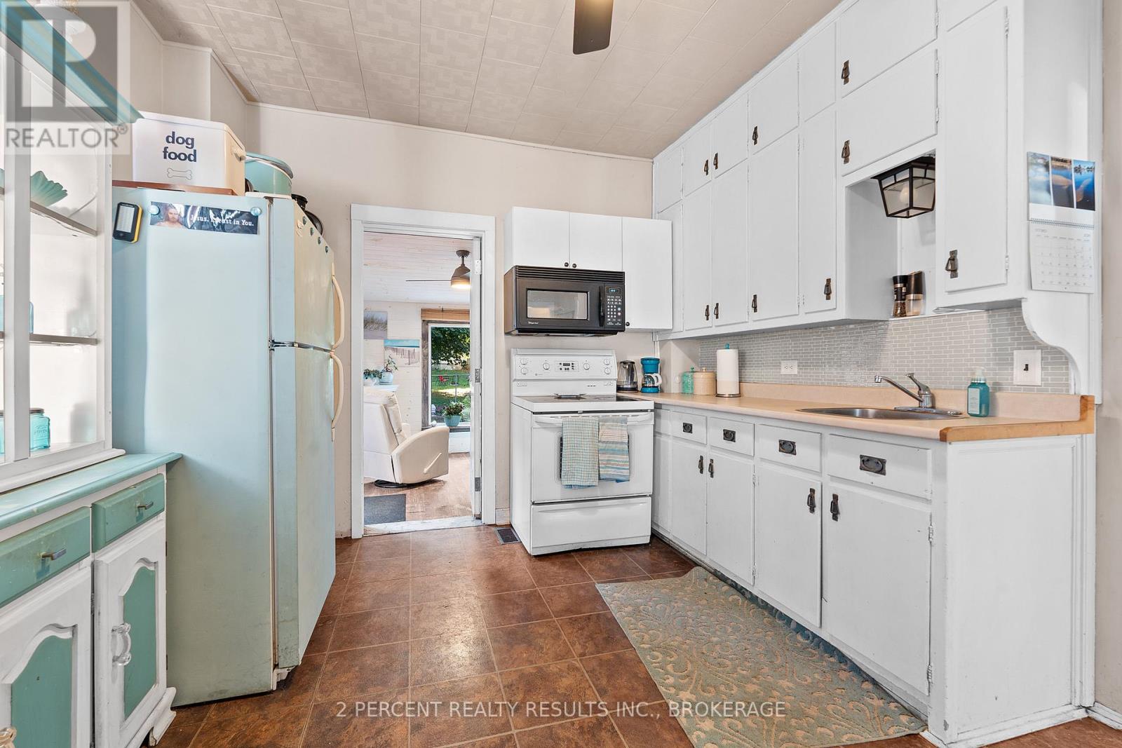 145 Pearl Street W, Brockville, Ontario  K6V 4C7 - Photo 14 - X12448535