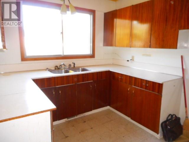 5 Brinex Avenue, Springdale, Newfoundland & Labrador  A0J 1T0 - Photo 4 - 1291278