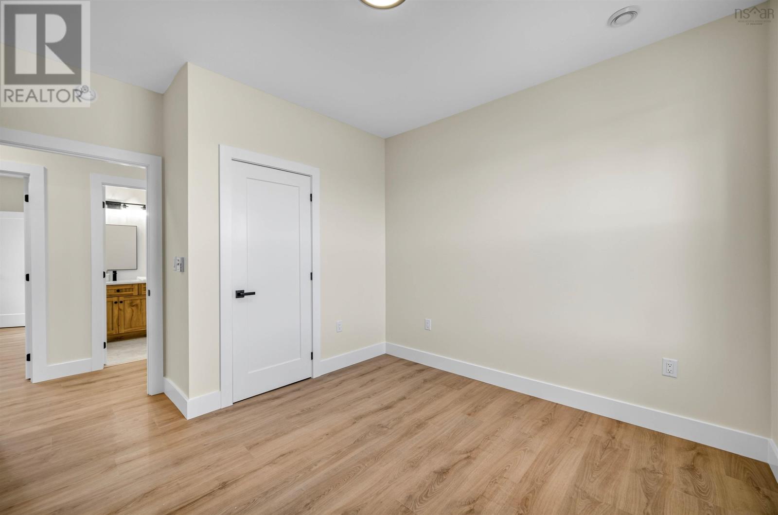 28 Ravenwood Drive, Nine Mile River, Nova Scotia  B2S 2Y1 - Photo 15 - 202524975