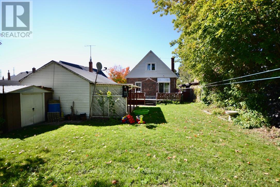 47 Singleton Road, Toronto, Ontario  M1R 1H8 - Photo 9 - E12448278