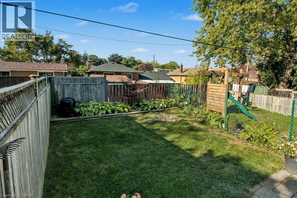 73 Obermeyer Drive, Kitchener, Ontario  N2A 1P5 - Photo 33 - 40776362