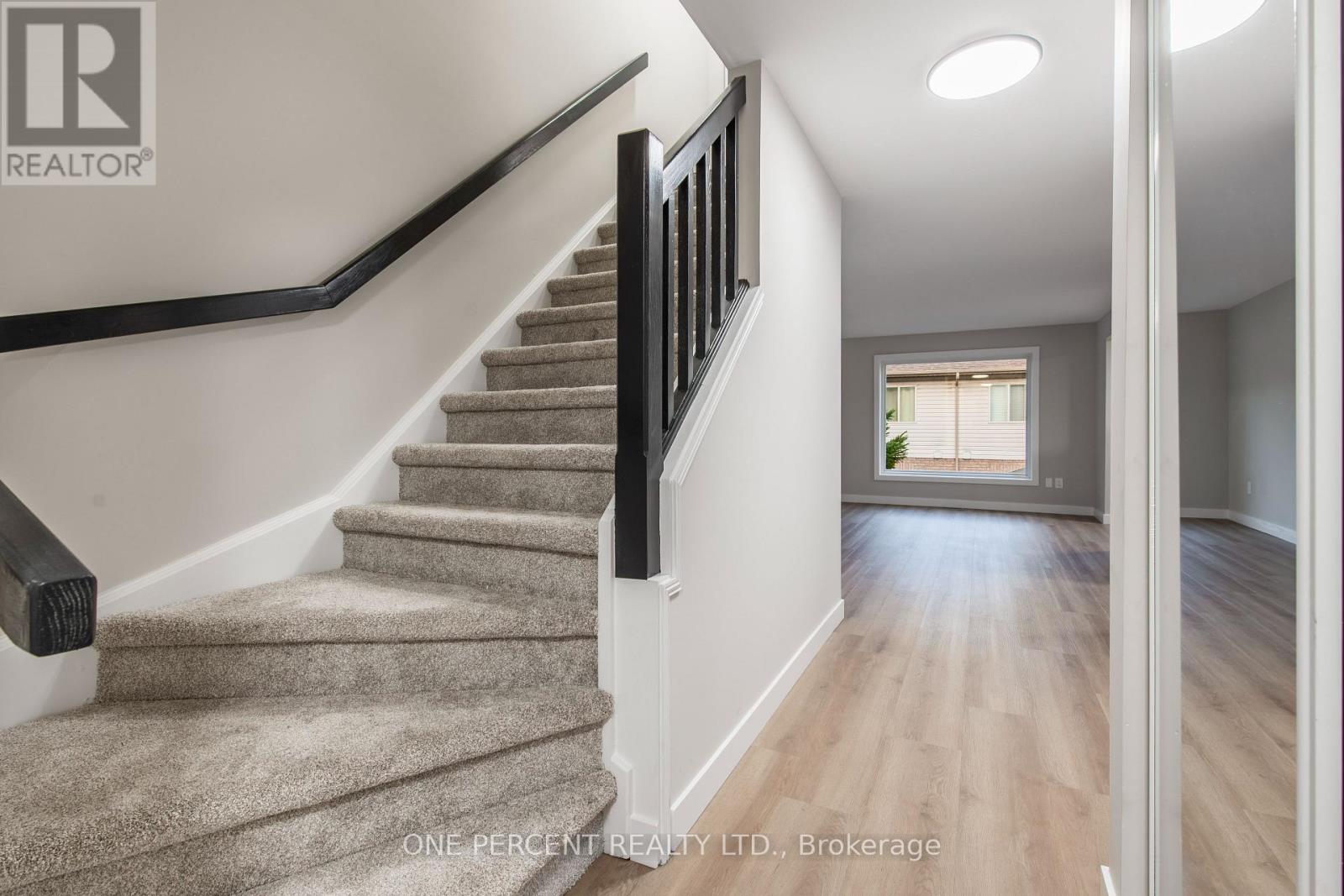 19a Amanda Street, Orangeville, Ontario  L9W 2J9 - Photo 19 - W12448382