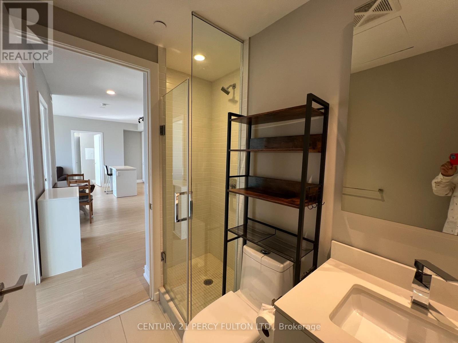 2311 - 7 Grenville Street, Toronto, Ontario  M4Y 0E9 - Photo 4 - C12402993