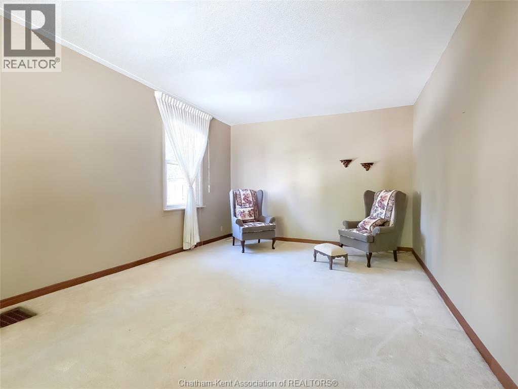 74 Amelia Street, Chatham, Ontario  N7L 2B8 - Photo 5 - 25025383