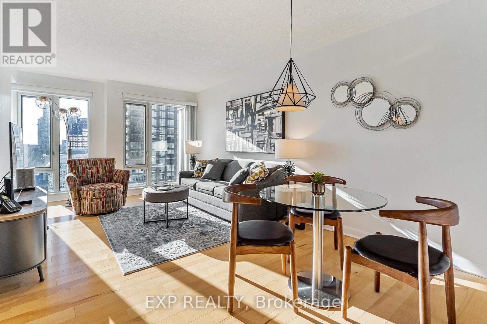 3205 - 210 Victoria Street, Toronto, Ontario  M5B 2R3 - Photo 11 - C12448539