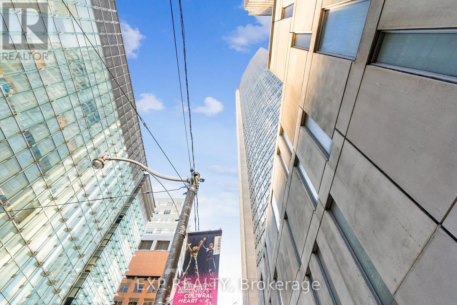 3205 - 210 Victoria Street, Toronto, Ontario  M5B 2R3 - Photo 19 - C12448539