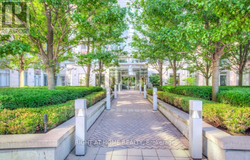 308e - 500 Queens Quay W, Toronto, Ontario  M5V 3K8 - Photo 9 - C12448546