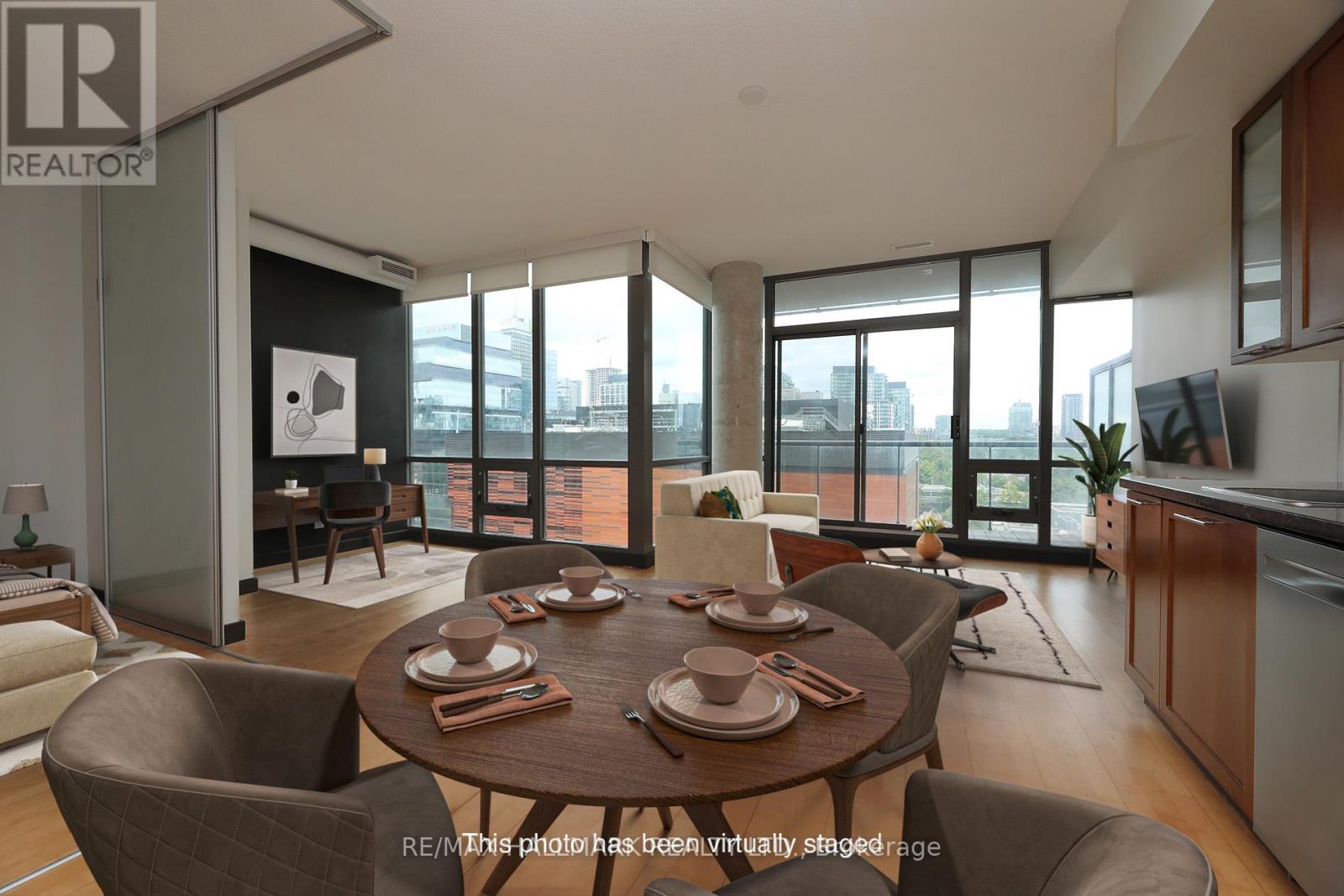 817 - 33 Mill Street, Toronto, Ontario  M5A 3R3 - Photo 4 - C12448552