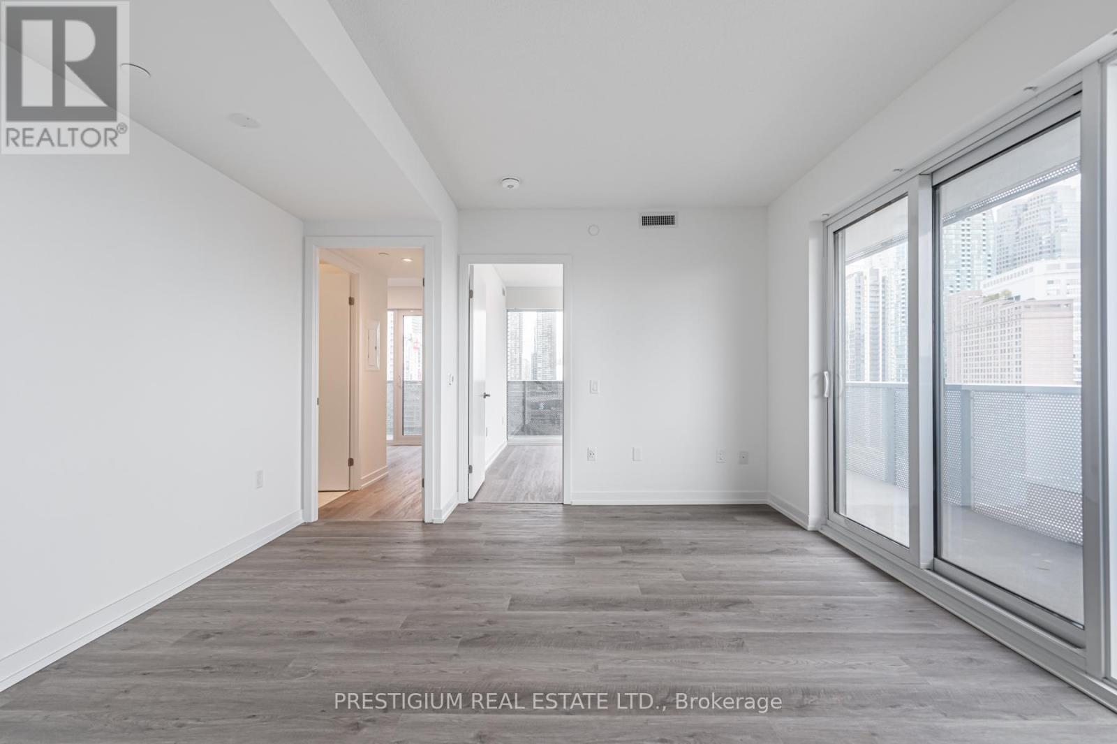 1901 - 55 Cooper Street, Toronto, Ontario  M5E 0G1 - Photo 10 - C12448555