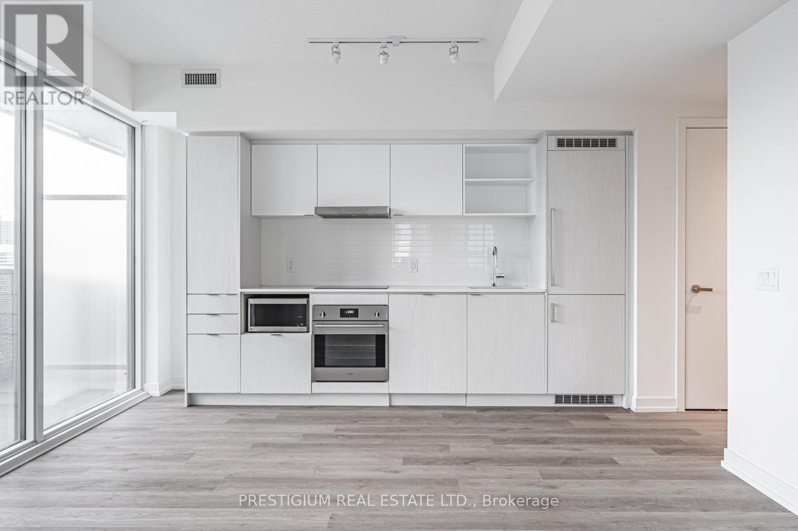 1901 - 55 Cooper Street, Toronto, Ontario  M5E 0G1 - Photo 12 - C12448555